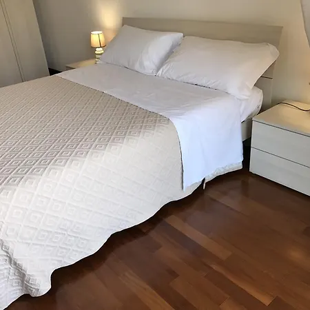 B&B Regal Home Napoli 3* 나폴리